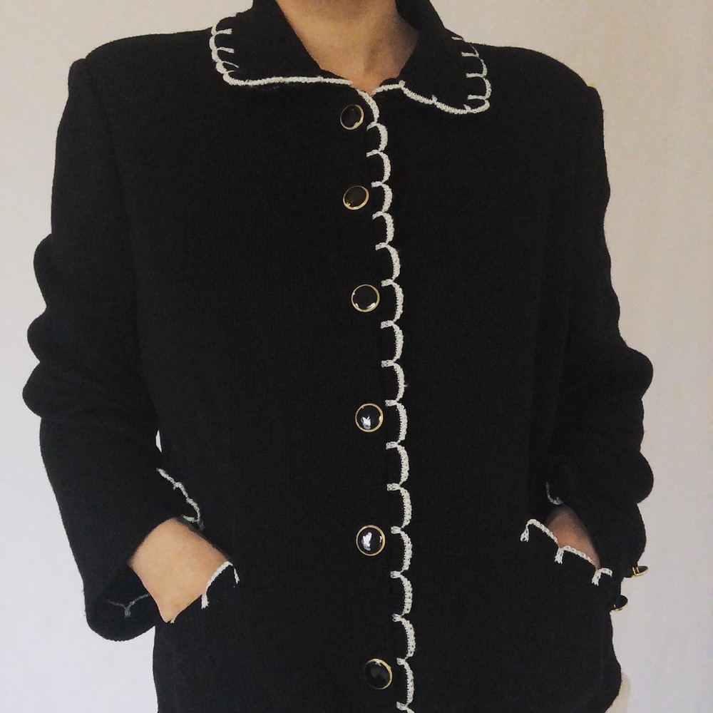 MITA Vintage Buttoned Sweater